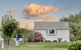 Greyfinch Chatham Inn